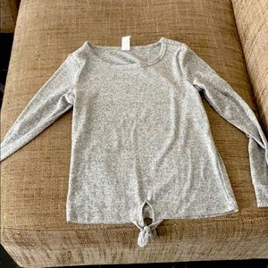 A grey shirt, for girls size 10